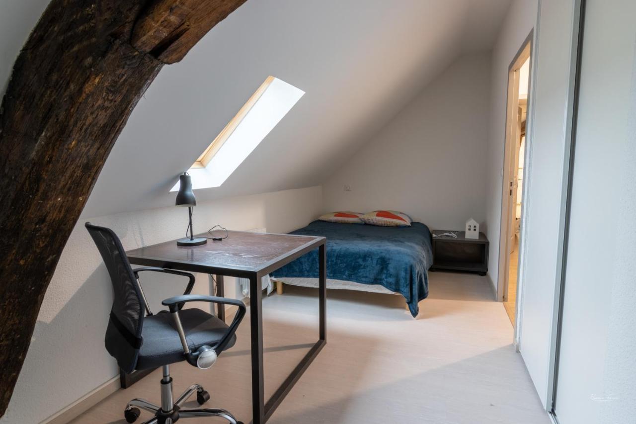 Magnifique Appartement Renove Dans Residence Saumur Exteriör bild